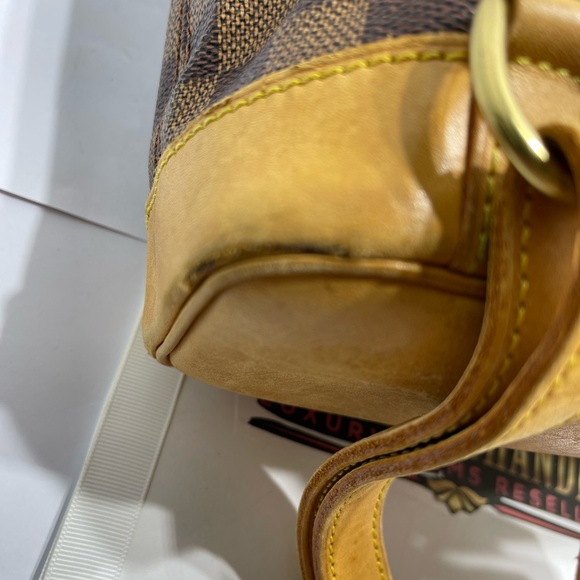 Louis Vuitton Backpack in Damier Ebene, preloved with dust bag. - Picture 11 of 16